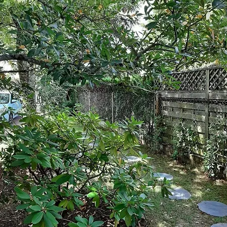 Sakura Frühstückspension Fontaine-le-Comte