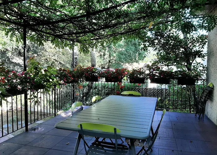 Sakura Fontaine-le-Comte